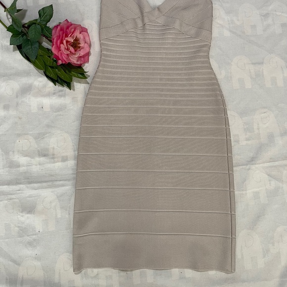 Hervé Leger 'DUST' V-Neck halter bandage dress S - Picture 3 of 5